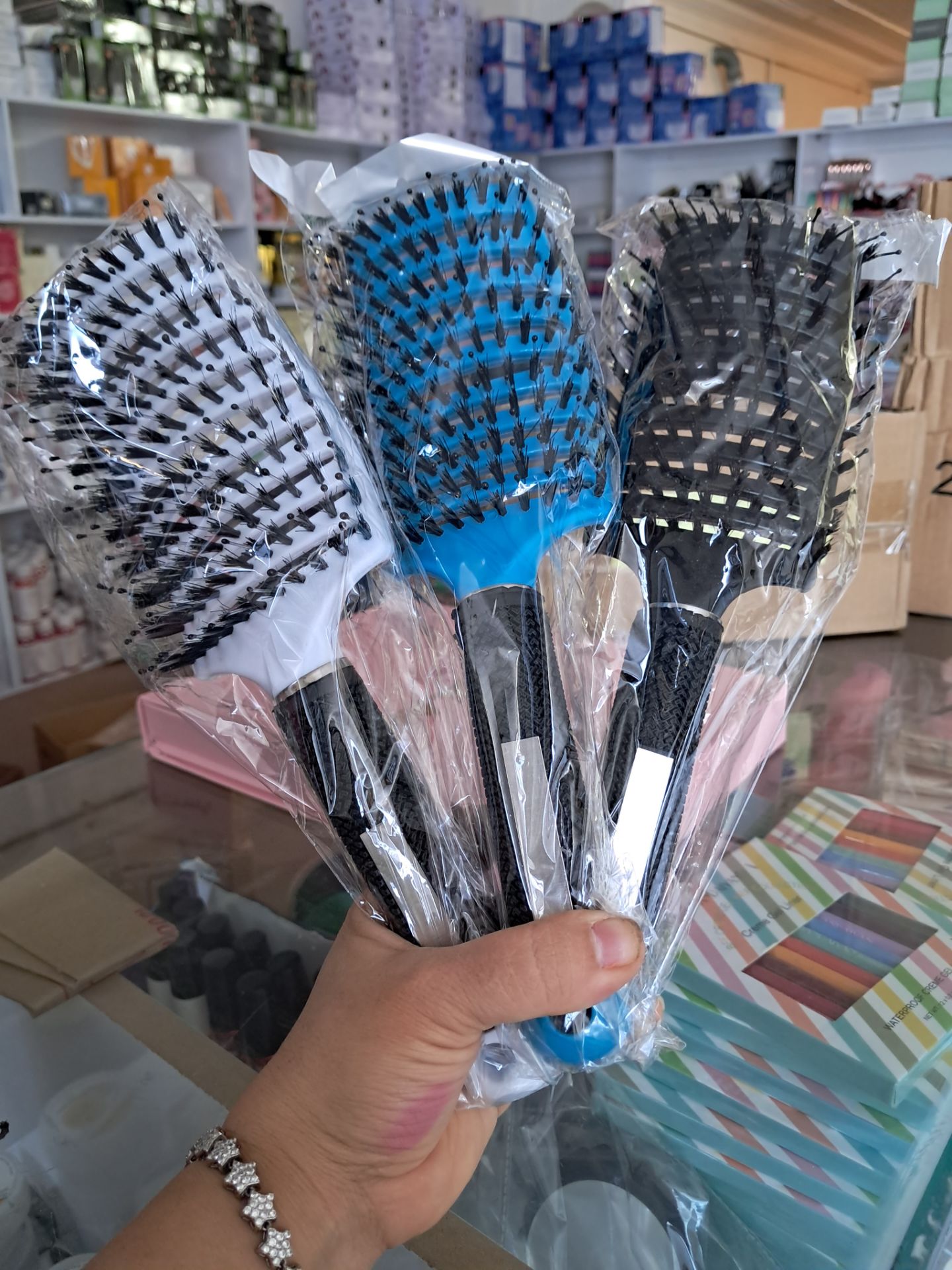 برس گره بازکن